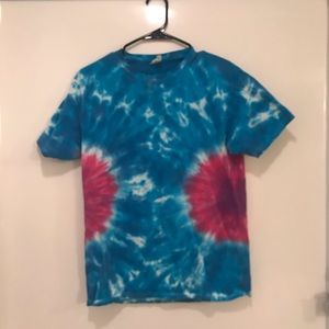 Tye-dye tee shirt